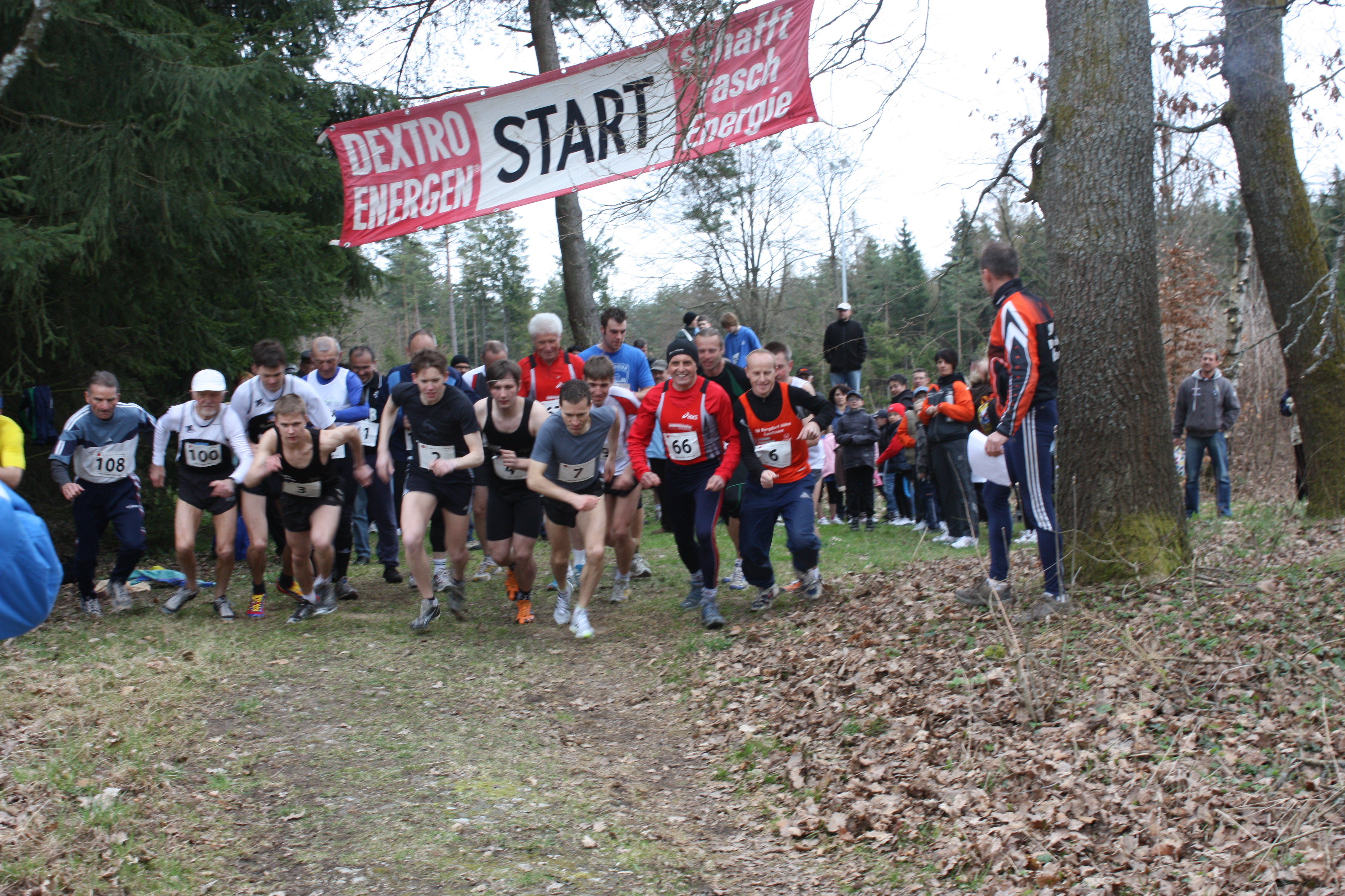 Start beim H&ouml;hner Berglauf